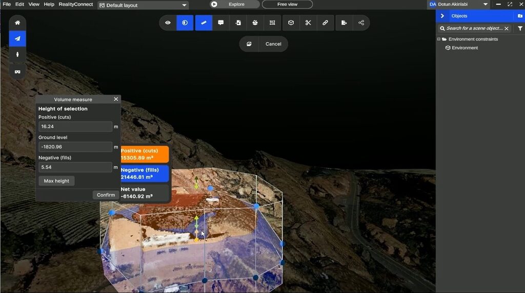 Prevu3D software calculating cut and fill volumes for site preparation.